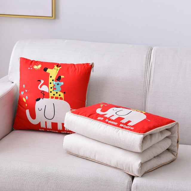 כריות מיוחדות במגוון סגנונות שהופכות לשמיכה מחממת