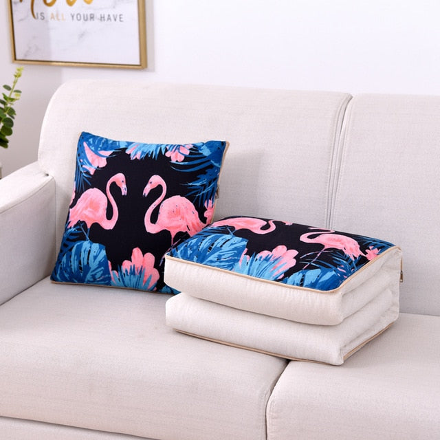 כריות מיוחדות במגוון סגנונות שהופכות לשמיכה מחממת