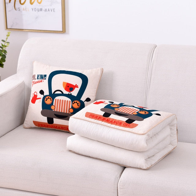 כריות מיוחדות במגוון סגנונות שהופכות לשמיכה מחממת