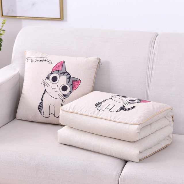 כריות מיוחדות במגוון סגנונות שהופכות לשמיכה מחממת